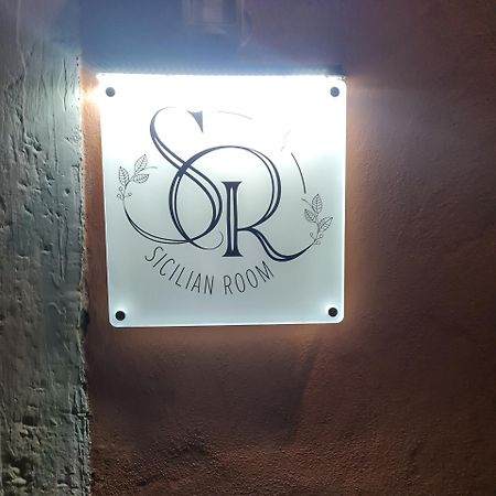 Sicilian Room CTA Exterior foto